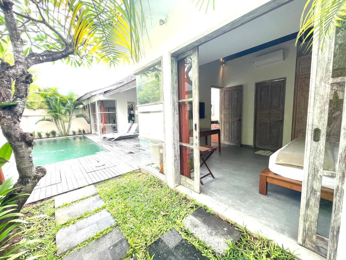 Villa The Decks Bali à Legian Extérieur photo